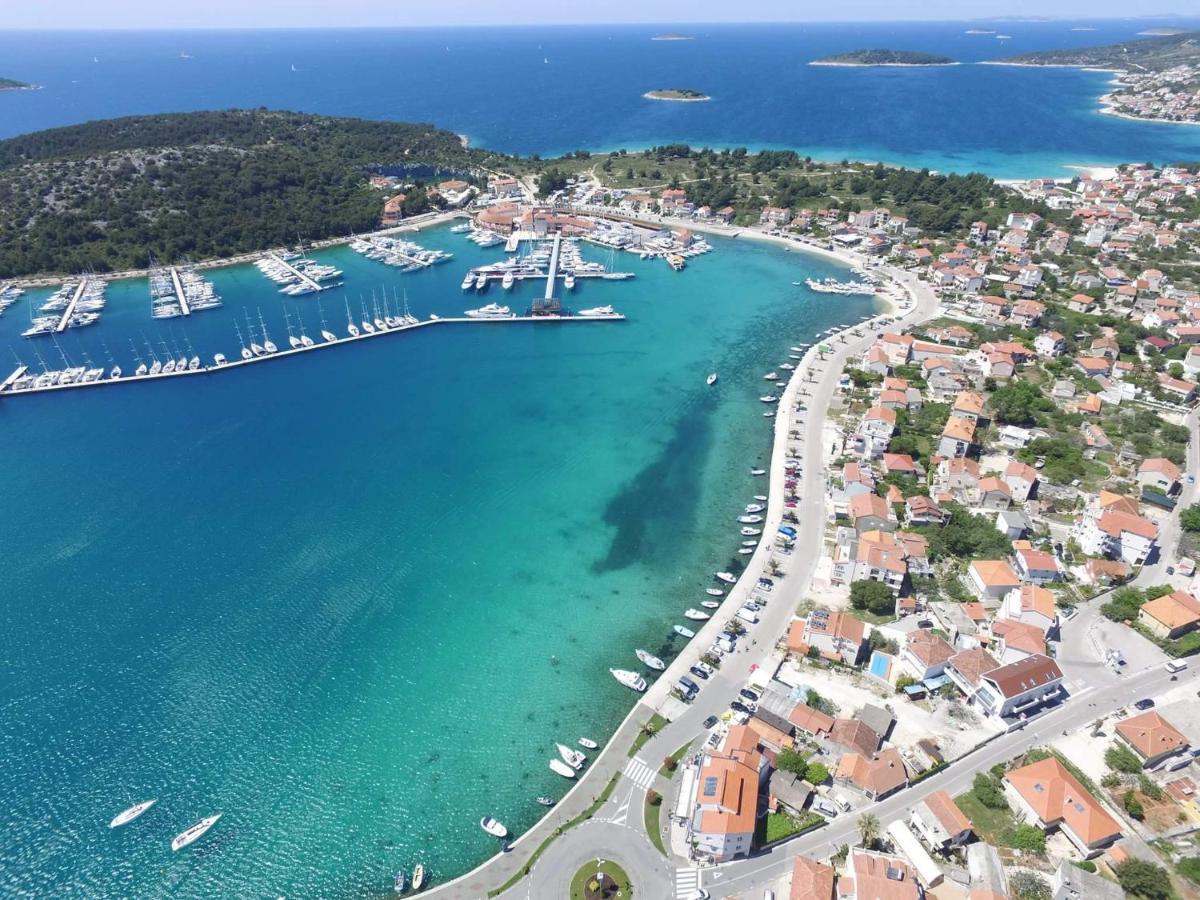 Vila Kuca Za Odmor Rogoznica Rogoznica  Exteriér fotografie